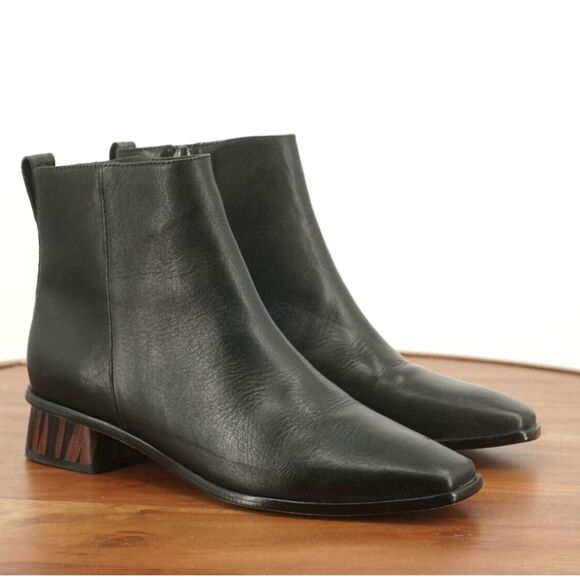 Bernardo Womens Helene Zip Up Ankle Booties Size 6 M Black Leather - Picture 1 of 9